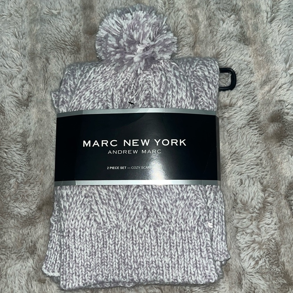NWT Marc New York Andrew Marc ladies scarf & hat set lavender/white/silver